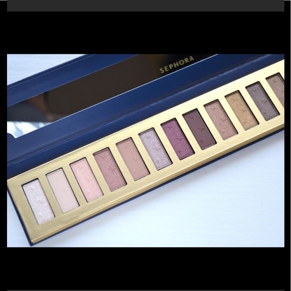 ❤️LIMITED EDITION MIDNIGHT WISHES 16 PAN PALETTE WITH EACH EMBOSSED WITH STARS❤️ - Picture 2 of 8